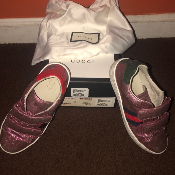 designer sneakers under 300